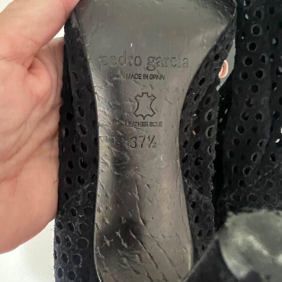 Pedro Garcia Bootie Heels Black Suede Leather Laser Cut Open Toe Size 37.5 - Picture 7 of 8